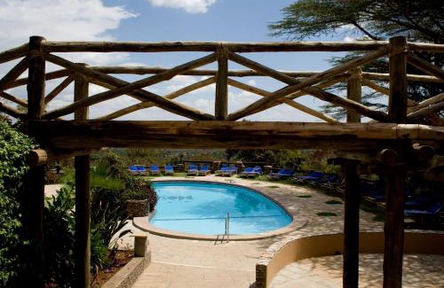 Maasai Mara Cabin | Experience Comfort at Masai Mara Sopa Lodge with Ocean Views