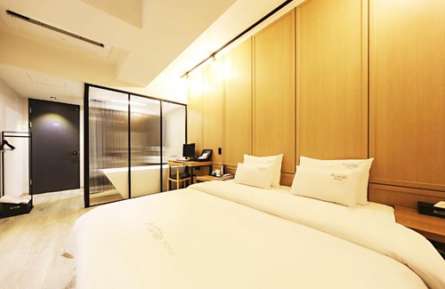 Masan Hotel | Inviting Masan Almond Hotel: Spa, Breakfast & Family-Friendly