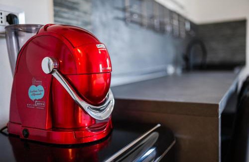 Crocetta-San Lazzaro-Modena Est Bed & Breakfast | MASERATI House