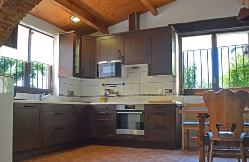Castello d'Empuries Bed & Breakfast | Experience Masia Ca La Caputxeta with Pool and Spa Access