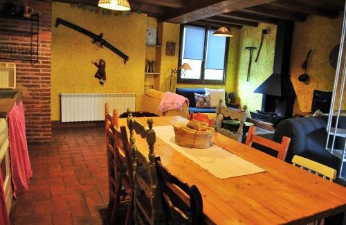 Cornudella de Montsant House | Discover Masia El Canalot - Molí Del Pont with Ocean Views