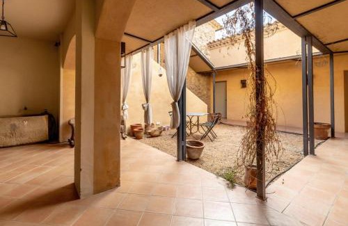 Pedrinya Ski Chalet | Exclusive Masia in Baix Empordà with Pool and Pet-Friendly