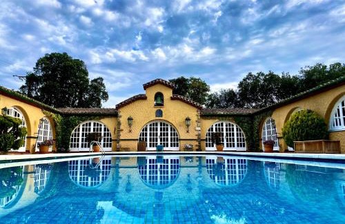 Darnius Villa | Pet Friendly Masia Mimosa Completa with Pool & Family Perks