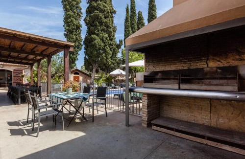 Vilanova I la Geltru Villa | Relax at Masia Notari Casabona with Pet-Friendly Comfort