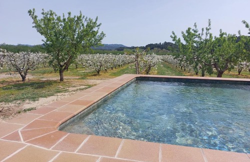 Miravet Villa | Exceptional Stay at Masia Rural L'Hort de Maso with Pool