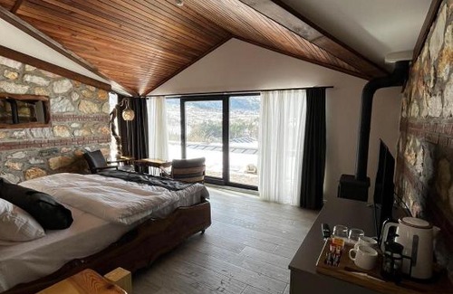 Kestel Hotel | Discover Masklavi: Highly Rated Hotel with Restaurant