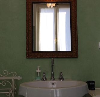 Parma House | Discover Family-Friendly Comfort at Masnadieri 18