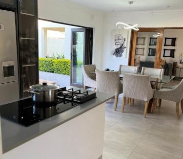 Polokwane House | Discover Maso Palace: Family-Friendly Retreat Awaits