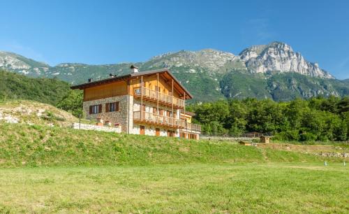 Vallelaghi Bed & Breakfast | Discover Maso Scricciolo Farm House: Pet-Friendly Retreat