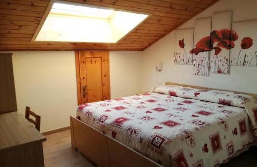 Sover House | Discover Maso Sveseri: Pet-Friendly Gem with Dining Options