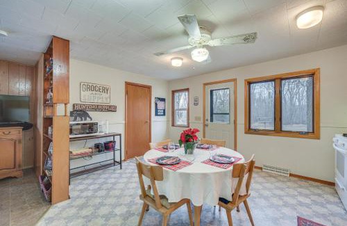 Mason House | Cozy Mason Cabin with Private Dock on Marengo Lake