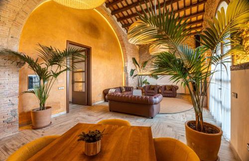 Pont de Molins Villa | Discover Masos Can Sot: Oceanfront Paradise for Families
