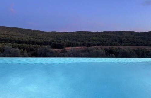 Vilanova de l'Aguda Villa | Indulge in Masoveria la Boba: Oceanfront, Pet-Friendly Retreat