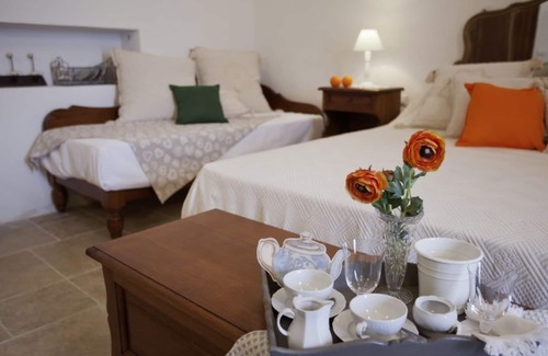 Posto Rosso House | Discover Masseria Cisternella: Guest Rated 9.8 with Pool