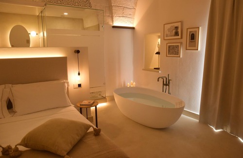 Palmariggi House | Indulge in Masseria Corte degli Aromi with Pool & Spa