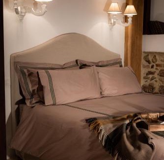 Castel di Sangro House | Top-Rated Masseria D'Achille: Pet Friendly & Family Ready