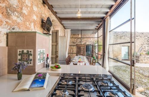 Patu Villa | Experience Masseria de Li Travaj: 4-Star Comfort Awaits