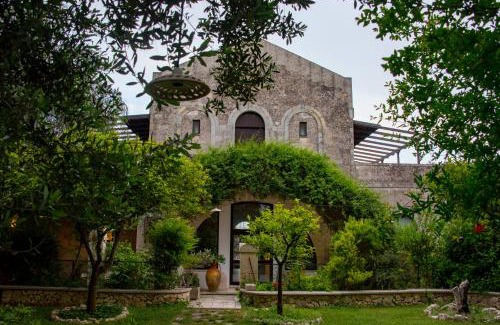 Uggiano la Chiesa Hotel | Cozy Masseria Gattamora with Oceanfront Views & Pool