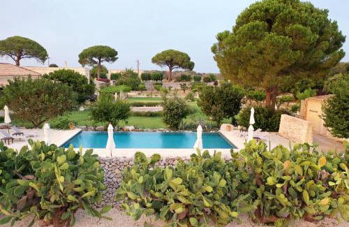 Lizzanello Resort | Discover Masseria Lilei: Oceanfront Bliss Awaits You