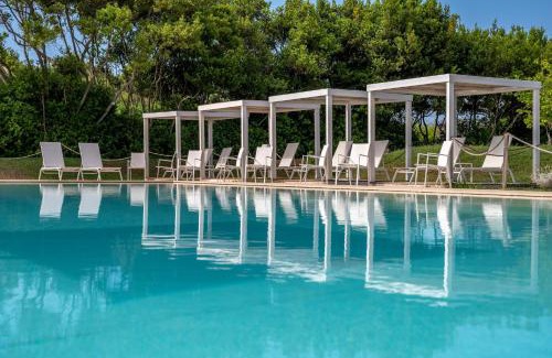 Otranto Hotel | Relaxing Masseria Mongiò dell'Elefante with Ocean Views