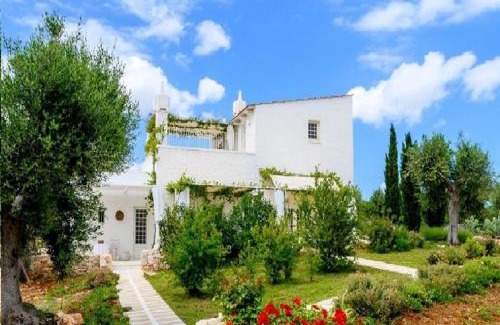 Conversano House | Unforgettable Stays at Masseria Montefieno with Pool & Ocean Views