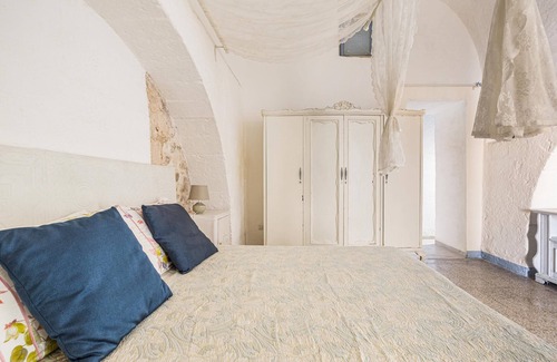 Maruggio Hotel | Pet-Friendly Retreat at 3348 Masseria Pepe with Pool