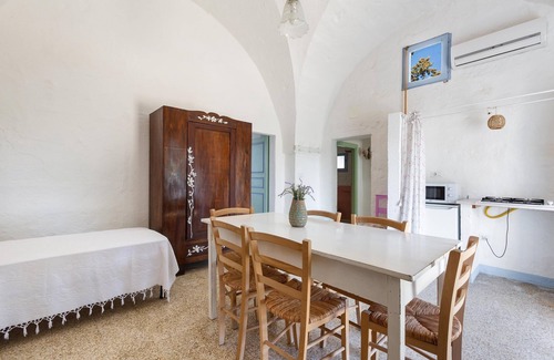 Maruggio Hotel | Relaxing Retreat at 3349 Masseria Pepe - La Casina dei Corbezzoli
