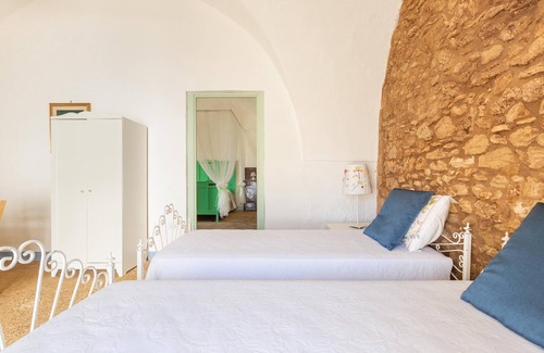 Maruggio Hotel | Discover 3351 Masseria Pepe - La Casina dei Limoni Retreat