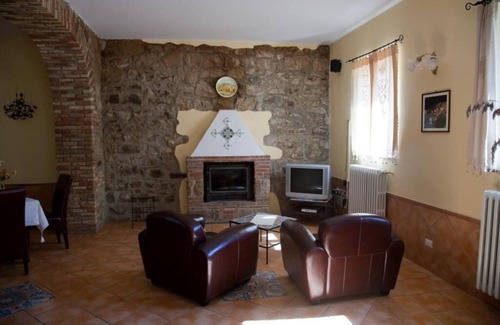 Castelbuono Other | Relax at Masseria Rocca di Gonato: Pool & Spa Retreat