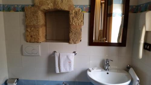 Patu Hotel | Inviting Masseria Ruri Pulcra: Pet-Friendly Retreat with Breakfast