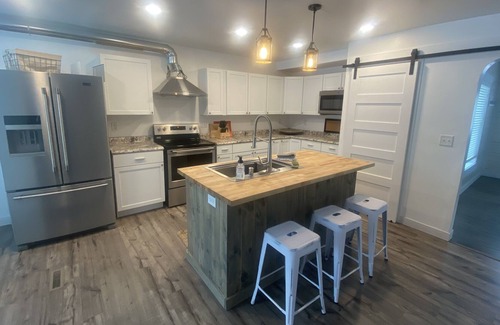 Detroit Lakes House | MASSIVE 5 BEDROOM ACROSS THE STREET FROM ZORBAZ