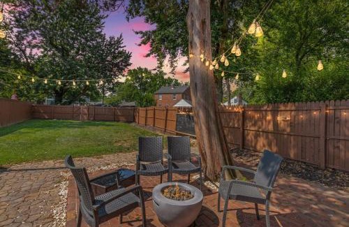 Potomac West House | Historic 5BR CozySuites House - Family & Pet Friendly Stay