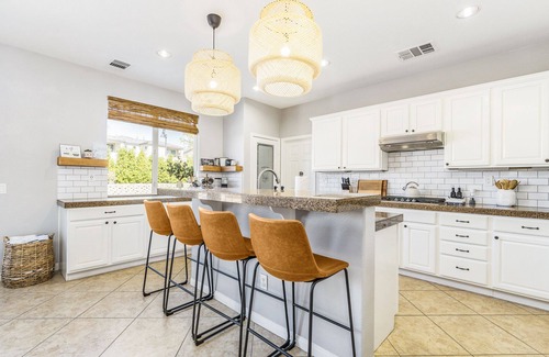 Terra Lago House | Onda House: Private Backyard Oasis with Top Amenities