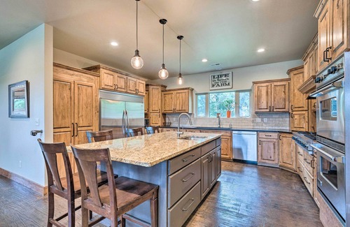 Peck House | Explore Nature at Massive Peck Home with Private Pool & Spa