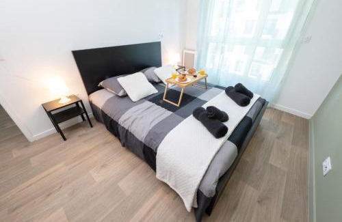 Palaiseau Apartment | Convenient Stay at Massy Palaiseau TGV with Free Parking