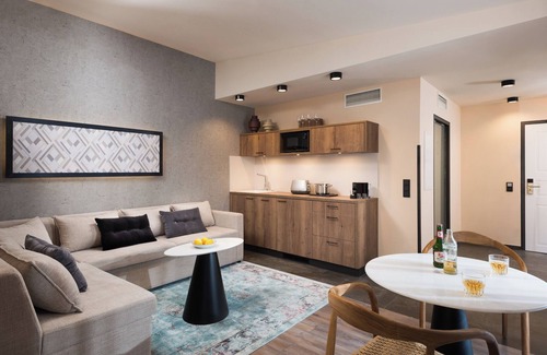 City Centre Salzburg Apartment | Experience Comfort at Master Linzergasse: Pet Friendly Stay