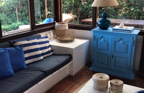 Village da Ferradura House | Oceanfront Masterpiece at Ferradura Beach – Guest Rated 10/10