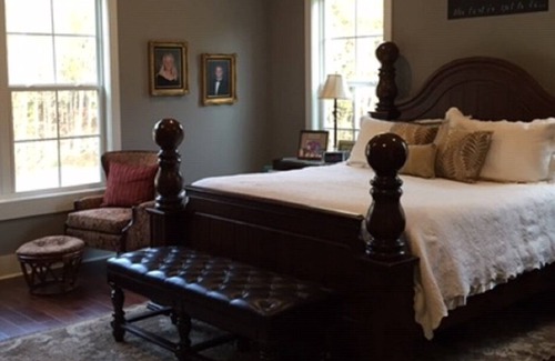 Bath House | Ideal Masters Golf Tournament Rental for Your Stay