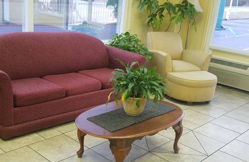Cayce Hotel | Budget-Friendly Stay at Masters Inn Columbia I-26