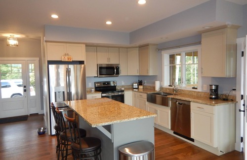 Mill Spring House | MASTERS MTN Retreat | Scenic Views & Pet-Friendly Amenities