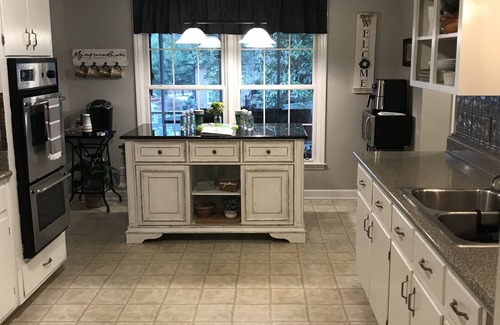 Aiken House | Experience Aiken: 5 Bedroom Retreat Near Downtown Attractions