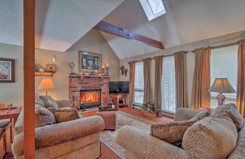 Lackawaxen House | Relax at Masthope Home with Pool & Lake Access in Big Bear