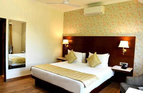 Palampur Hotel | Discover Mastiff Villa Camellia: 4-Star Family Retreat