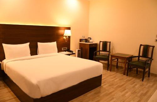 Palampur Hotel | Discover Mastiff Villa Camellia: 4-Star Family Retreat