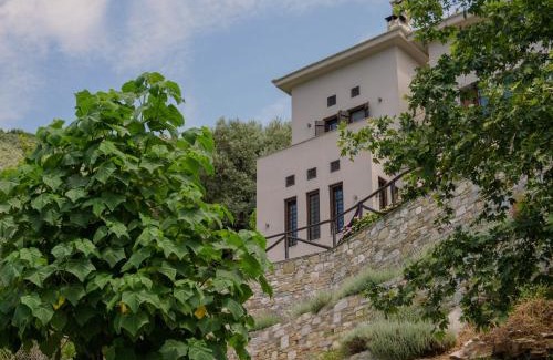 South Pelion Villa | Pet-Friendly Escape at Mata's House Pelion with Breakfast