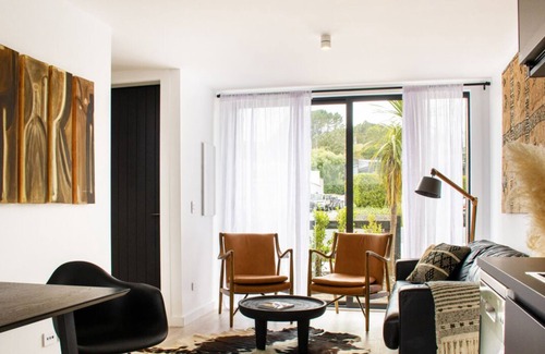Matakana Apartment | Top-Rated Matakana Escape with Kitchen Amenities Awaiting You