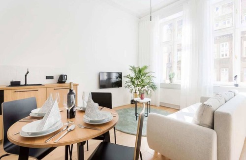 Grunwald Apartment | Exceptional Apartment Matejki 61/13 with Family Amenities