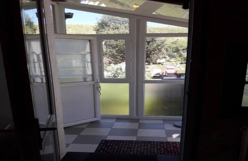 Matemale Apartment | Cozy Matemale T3 Apartment with Balcony and Spa Access