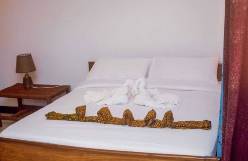 Mlingotini Cabin | Unforgettable 10-Bed Cottages with Kitchen in Bagamoyo