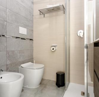 Historical Center House | Materdei Rooms - Vivi Napoli! Camere con angolo cottura Vicino Metro